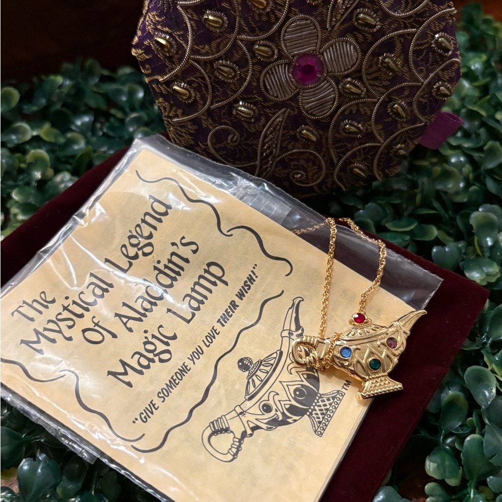 Magic Carpet Ride jewelry jar 🏺